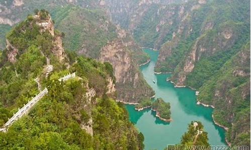 昆明安宁青龙峡景区_昆明安宁青龙峡景区介绍